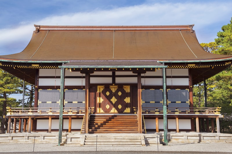 Walking through Kyoto Imperial Palace with Japan Youth Travel, we felt the grandeur of Japan’s imperial heritage come to life.